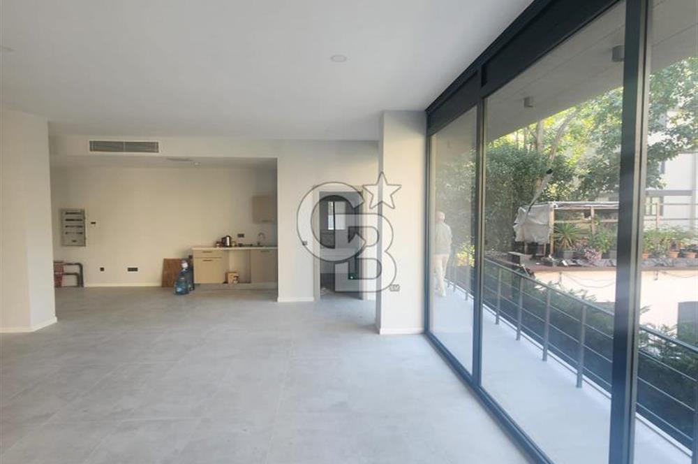 BAĞDAT CADDESİ ÜSTÜ ŞAŞKINBAKKALDA CADDE DEN GİRİŞİ OLAN DÜKKAN