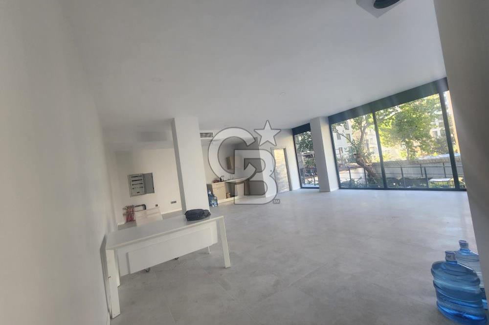 BAĞDAT CADDESİ ÜSTÜ ŞAŞKINBAKKALDA CADDE DEN GİRİŞİ OLAN DÜKKAN