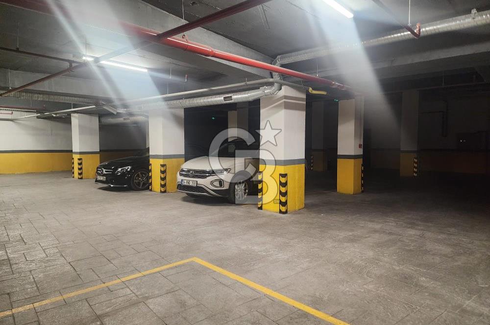 BAĞDAT CADDESİ ÜSTÜ ŞAŞKINBAKKALDA CADDE DEN GİRİŞİ OLAN DÜKKAN