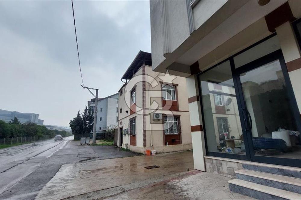İZMİT YEŞİLOVA ŞEHİR HASTANESİ ÇAPRAZI İSKANLI SATILIK DÜKKANLAR