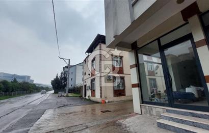 İZMİT YEŞİLOVA ŞEHİR HASTANESİ ÇAPRAZI İSKANLI SATILIK DÜKKANLAR