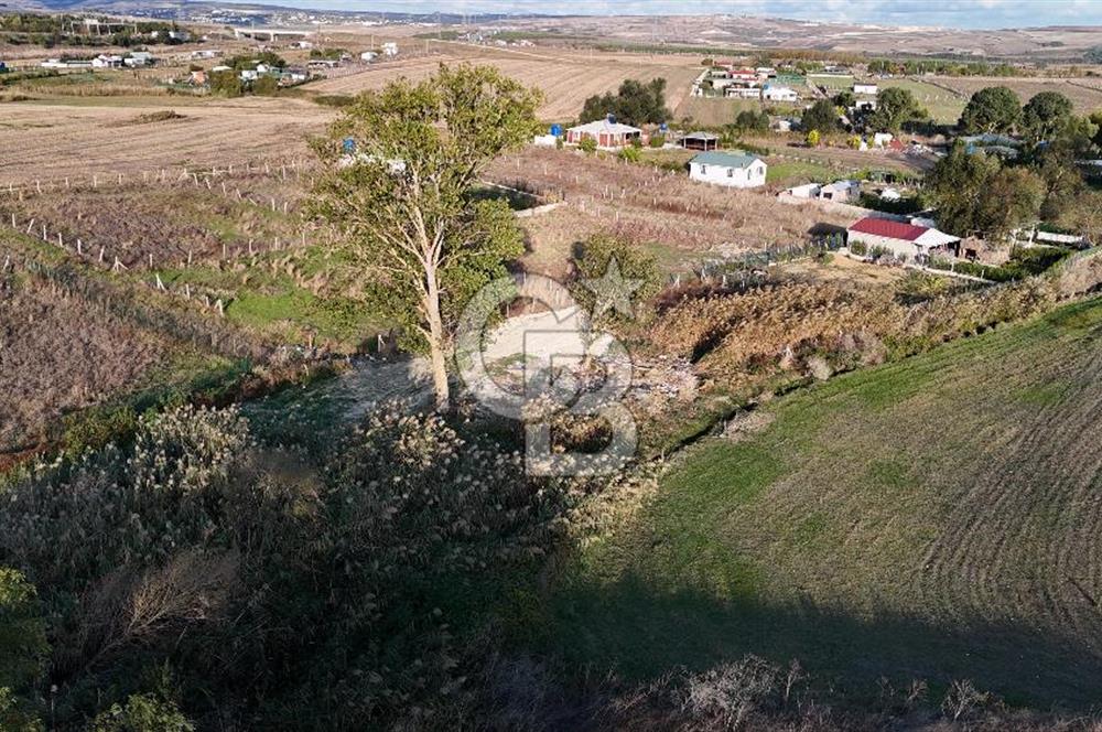 İzettin de 384m2 hisseli parsel