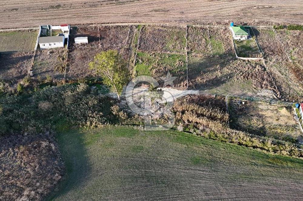İzettin de 384m2 hisseli parsel