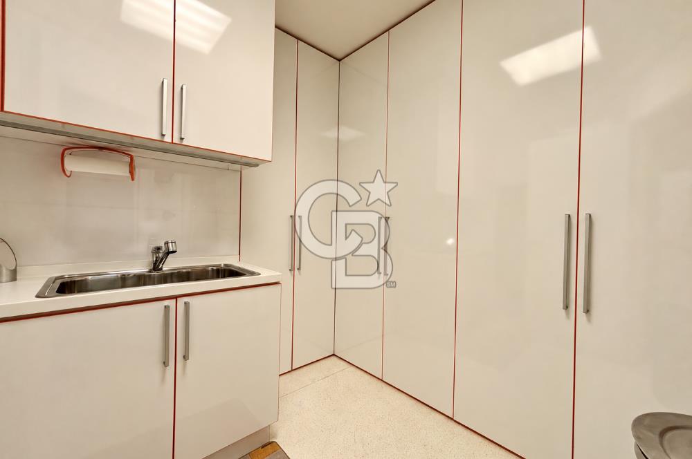 Maltepe Sahilde, Sahil İncisi Sitesi'nde Özel Tasarımıyla Öne Çıkan Ferah 4.5+1
