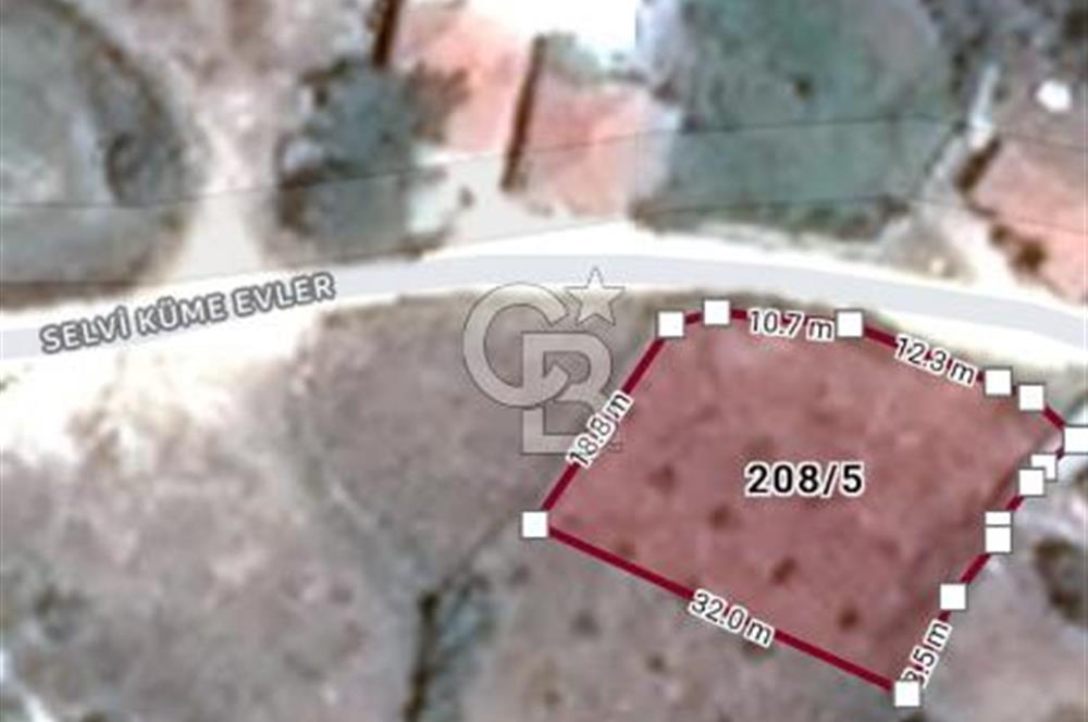 Muğla ili Yatağan Hisarardı'nda, 740 m² Köyiçi İmarlı Satılık Arsa