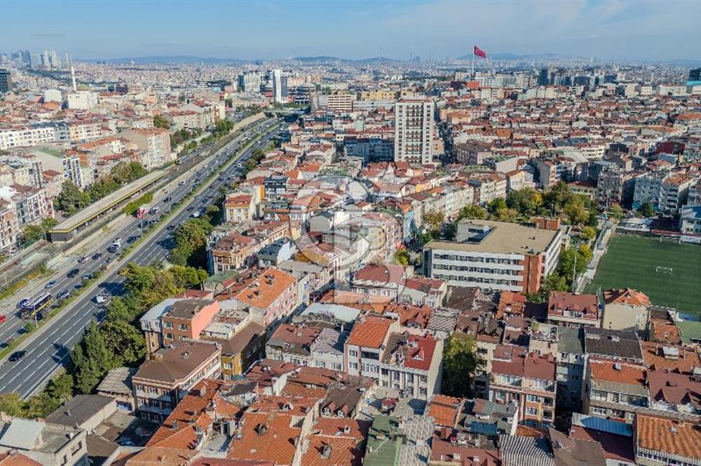 BAYRAMPAŞA YAHYA KEMAL CAD SATILIK KOMPLE BİNA 100 AY AMORTİSMAN
