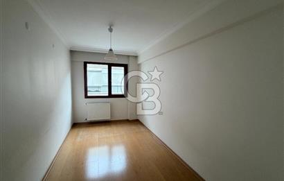 Karşıyaka Yalı Mahallesi’nde Ebeveyn Banyolu Ferah 2+1 Kiralık