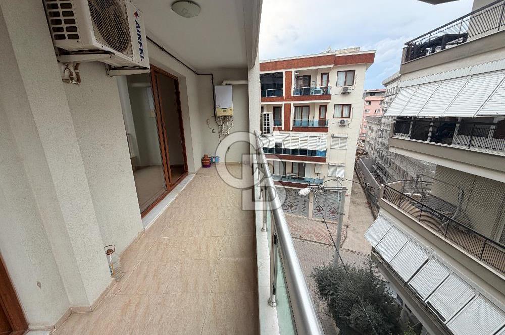 Karşıyaka Yalı Mahallesi’nde Ebeveyn Banyolu Ferah 2+1 Kiralık