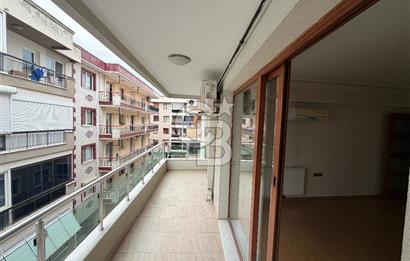 Karşıyaka Yalı Mahallesi’nde Ebeveyn Banyolu Ferah 2+1 Kiralık