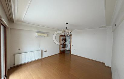 Karşıyaka Yalı Mahallesi’nde Ebeveyn Banyolu Ferah 2+1 Kiralık