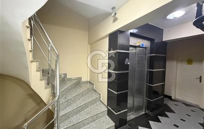 Karşıyaka Yalı Mahallesi’nde Ebeveyn Banyolu Ferah 2+1 Kiralık