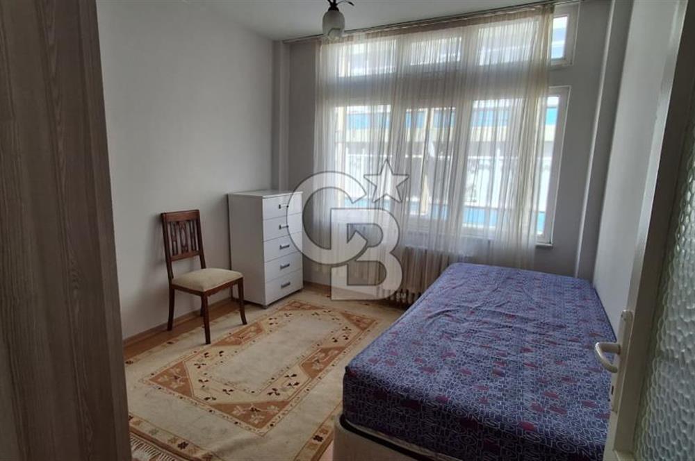 Kadıköy Rasimpaşa'da Kiralık Eşyalı 2+1 Balkonlu Daire