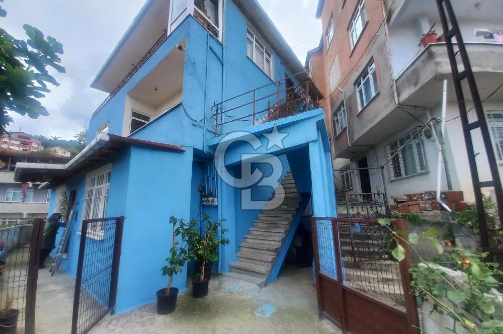 BEYKOZ'DA 3 KATLI MÜSTAKİL EV