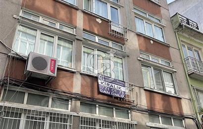 Kadıköy Rasimpaşa'da Kiralık Eşyalı 2+1 Balkonlu Daire