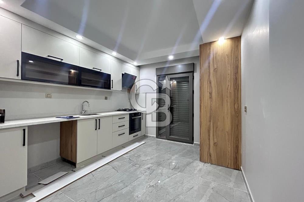 BAĞLARBAŞI MAH. İSTASYON CAD. YANI 2+1 90M2 LÜKS GİRİŞ DAİRE