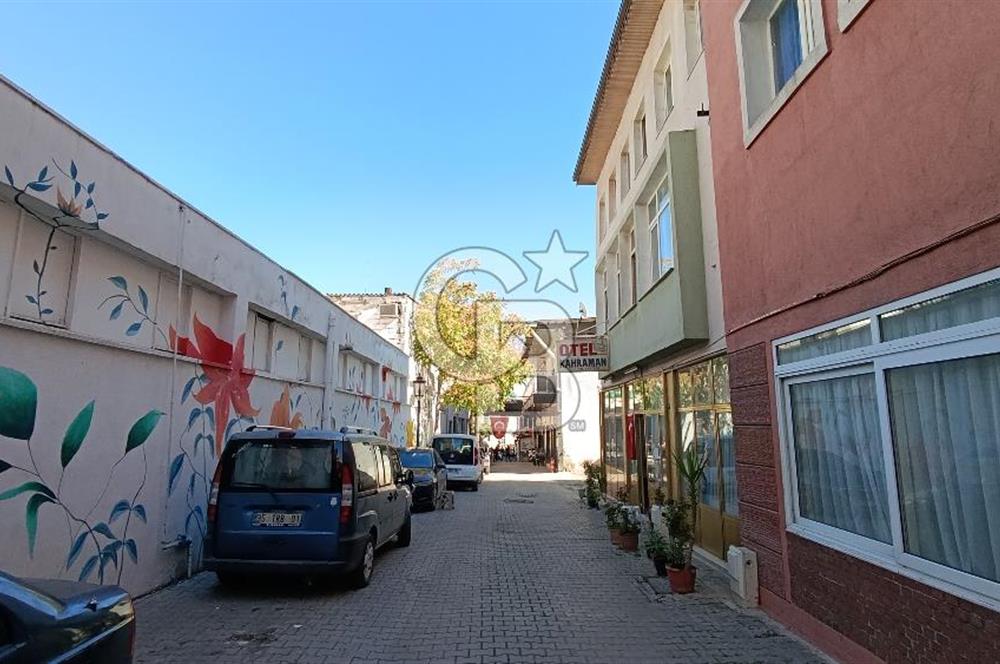 İzmir Konak Basmane Satılık 700 m² Komple Bina