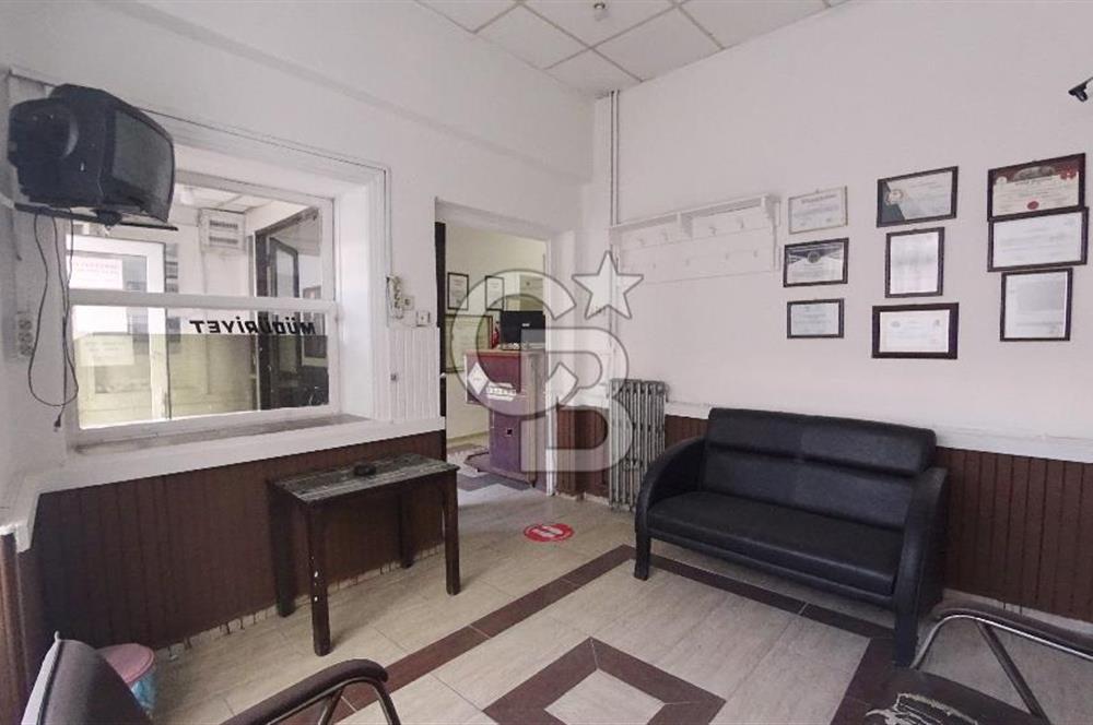İzmir Konak Basmane Satılık 700 m² Komple Bina