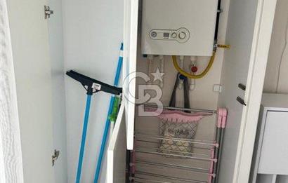Moda'da yeni eşyalı 1+1 kombili daire