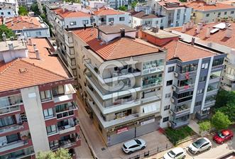  Karşıyaka Bahçelievler Full Tadilatlı 3+1 Satılık Daire - 1 - 377601