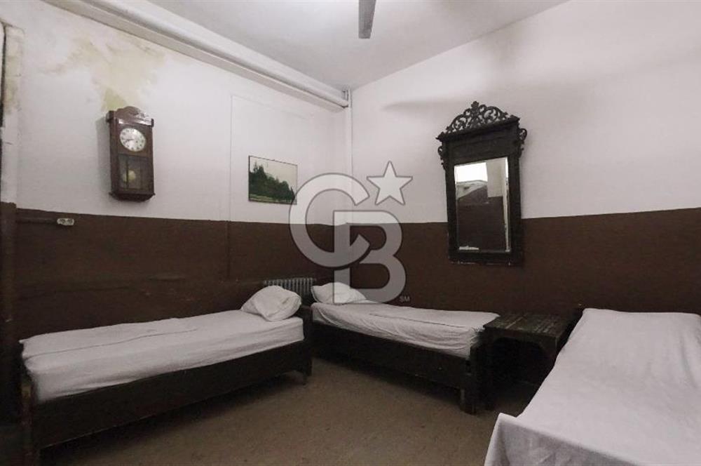 İzmir Konak Basmane Satılık 700 m² Komple Bina