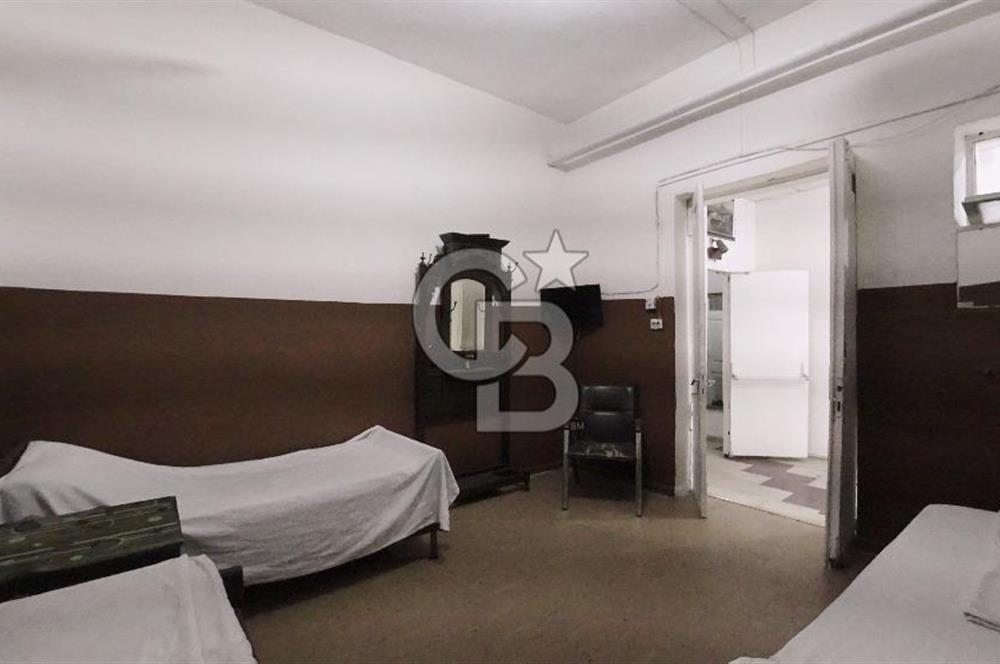 İzmir Konak Basmane Satılık 700 m² Komple Bina