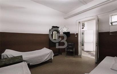 İzmir Konak Basmane Satılık 700 m² Komple Bina