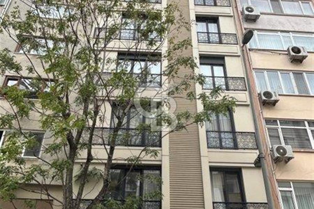 Moda'da yeni eşyalı 1+1 kombili daire