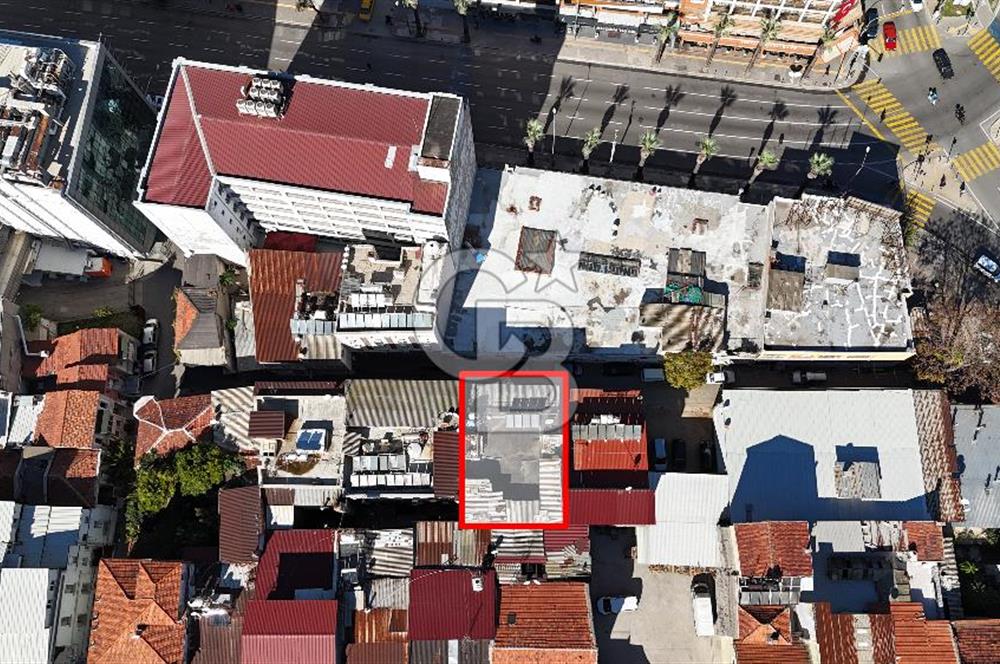 İzmir Konak Basmane Satılık 700 m² Komple Bina