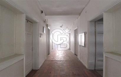 İzmir Konak Basmane Satılık 700 m² Komple Bina