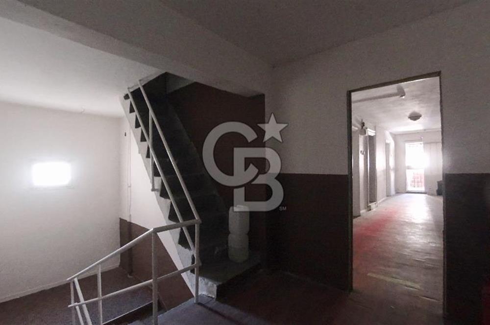 İzmir Konak Basmane Satılık 700 m² Komple Bina
