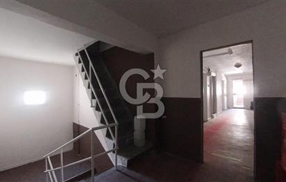 İzmir Konak Basmane Satılık 700 m² Komple Bina