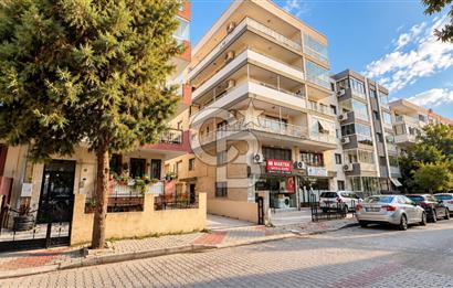  Karşıyaka Bahçelievler Full Tadilatlı 3+1 Satılık Daire