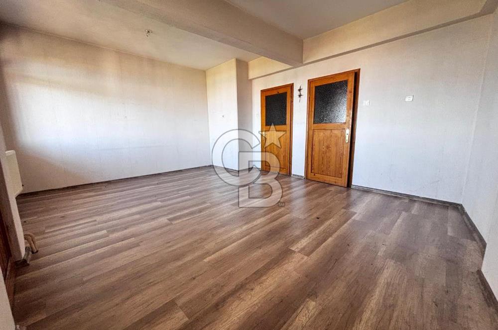 CB NET GAYRİMENKUL'DEN MEYDANA YÜRÜME MESAFESİNDE KİRALIK DAİRE