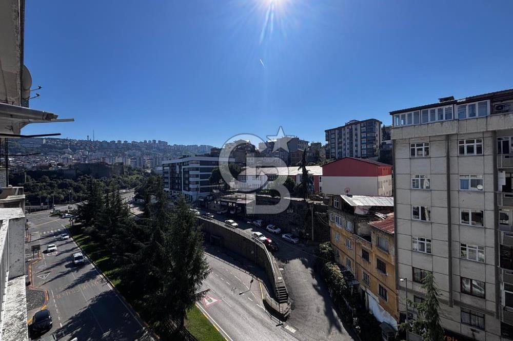 CB NET GAYRİMENKUL'DEN MEYDANA YÜRÜME MESAFESİNDE KİRALIK DAİRE