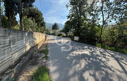 ŞİRİNSULHİYE MERKEZE YAKIN YOLA CEPHELİ BÜTÜNLEŞİK PARSELLİ ARSA