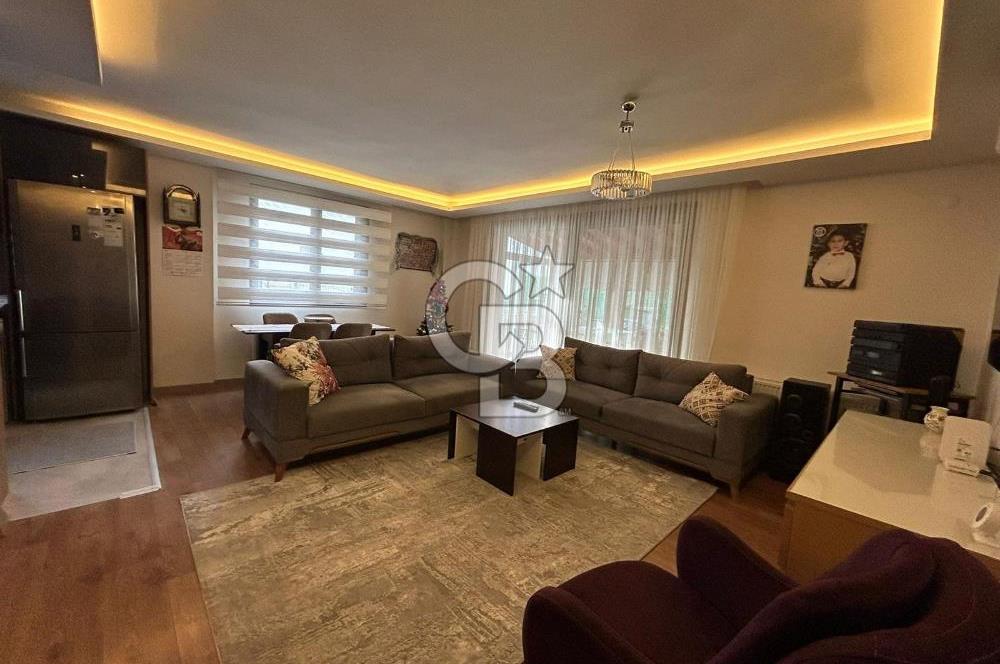Seferihisar Merkezde Satılık Bahçeli Lüks İkiz Villa
