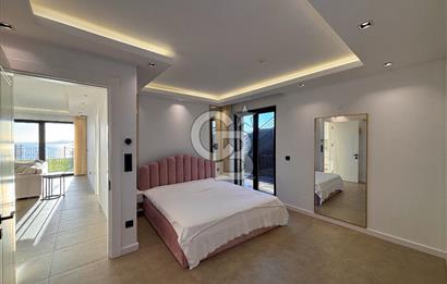 GÜRPINAR'DA 1800m2 PANORAMİK MANZARALI ÖZEL YAŞAM KOMPLEKSİ