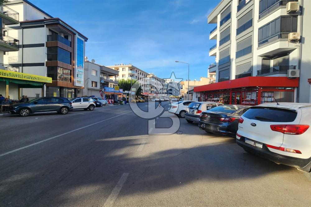 Gümüldür Fevzi Çakmak'ta 205 m² Kiralık Dükkan