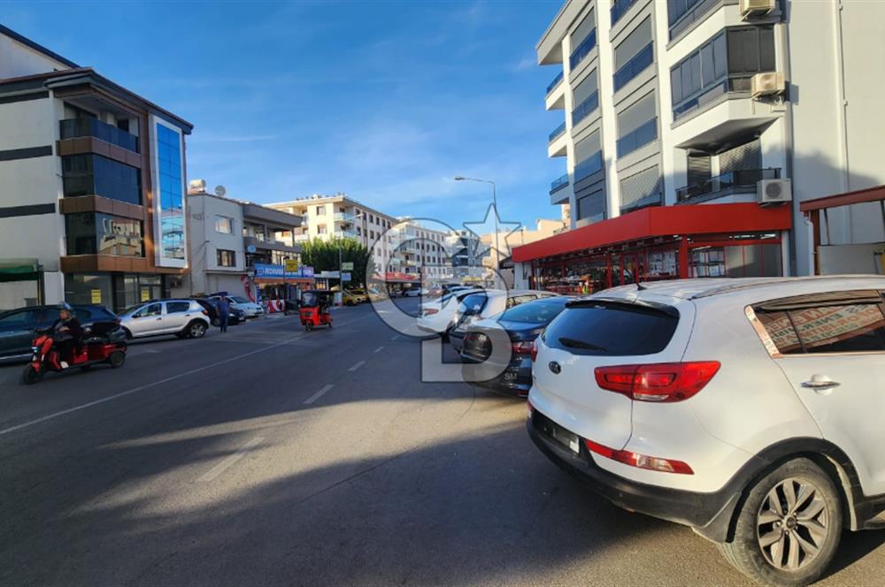 Gümüldür Fevzi Çakmak'ta 205 m² Kiralık Dükkan
