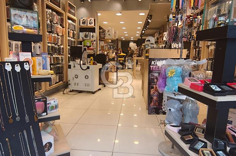 BUCA’DA İŞLEK ANA CADDE ÜZERİNDE DEVREN KİRALIK HAZIR İŞLETME!