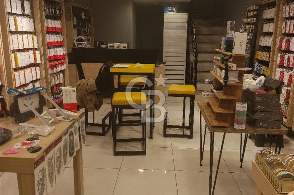 BUCA’DA İŞLEK ANA CADDE ÜZERİNDE DEVREN KİRALIK HAZIR İŞLETME!