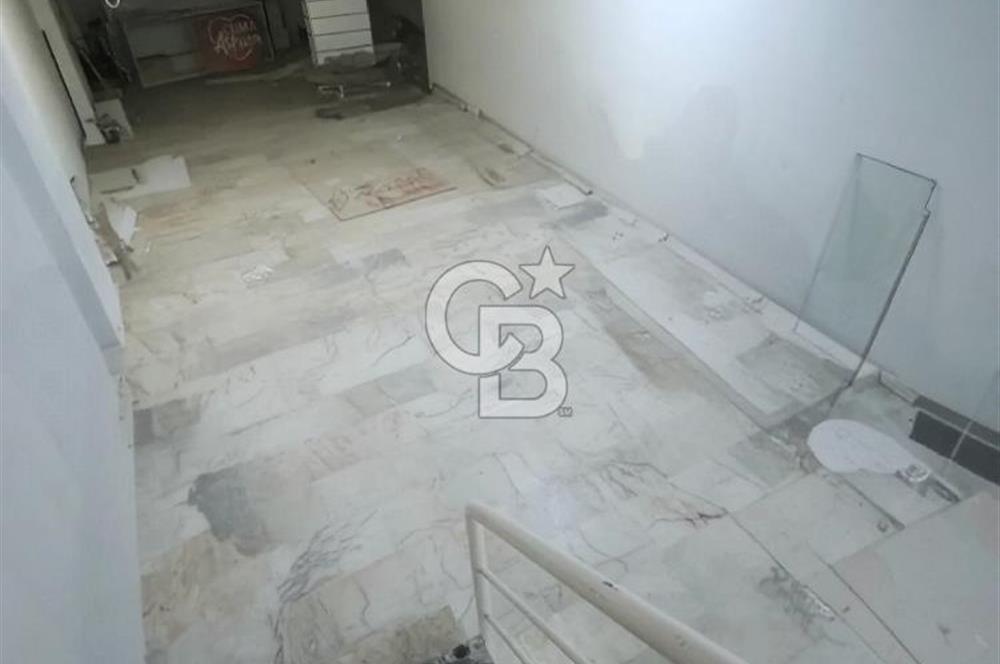 BUCA’DA İŞLEK ANA CADDE ÜZERİNDE DEVREN KİRALIK HAZIR İŞLETME!