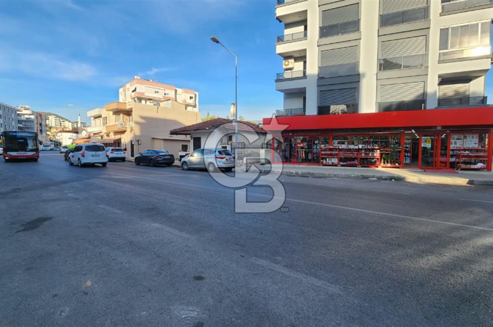 Gümüldür Fevzi Çakmak'ta 205 m² Kiralık Dükkan