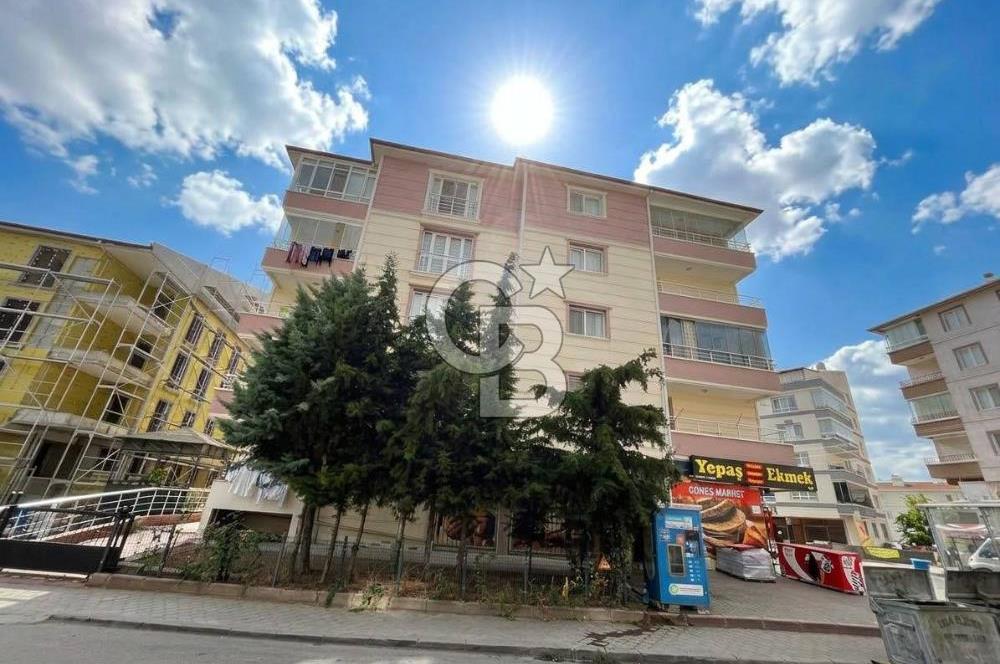 MENDERES'TE CADDE ÜZERİ 3+1 ASANSÖRLÜ KAPALI OTOPARKLI 2 BANYOLU