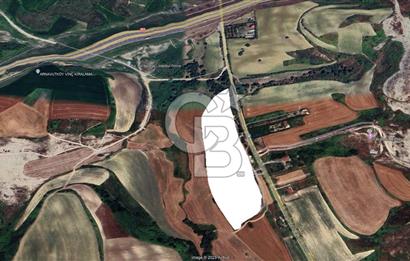 ARNAVUTKÖY'DE KİRALIK 2900 M² ARSA
