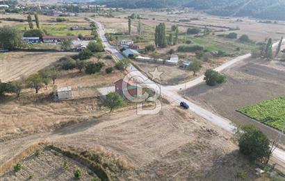 ÇANAKKALE ECEABAT KUMKÖYDE YOLA CEPHE SATILIK TARLA