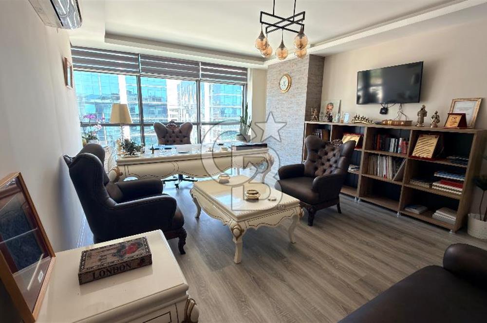 İZMİR BAYRAKLI EMİNOĞLU PLAZADA PRESTİJLİ SATILILIK 3+1 PLAZA OFİSİ