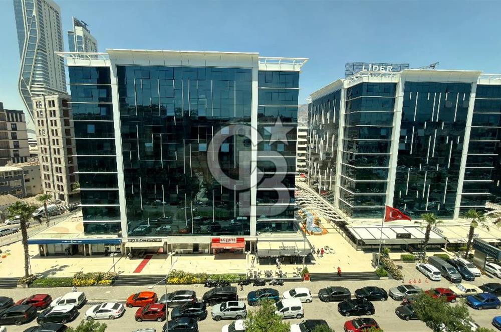 İZMİR BAYRAKLI EMİNOĞLU PLAZADA PRESTİJLİ SATILILIK 3+1 PLAZA OFİSİ