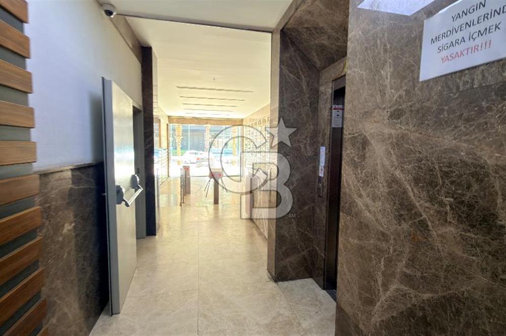İZMİR BAYRAKLI EMİNOĞLU PLAZADA PRESTİJLİ SATILILIK 3+1 PLAZA OFİSİ