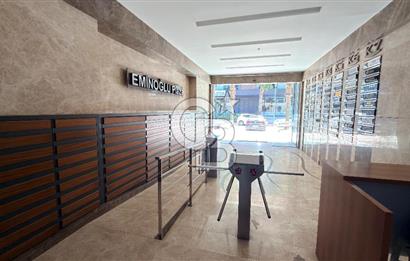 İZMİR BAYRAKLI EMİNOĞLU PLAZADA PRESTİJLİ SATILILIK 3+1 PLAZA OFİSİ